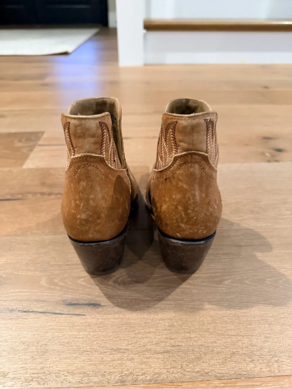 Womens  Western Ankle Boots in Tan